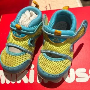 New balance baby shoes JPN 13